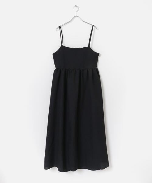 ITEMS URBANRESEARCH（アイテムズ アーバンリサーチ）の「ウエストギャザーキャミワンピース（ワンピース・レディース・ブラック/モカ・FREE）」の10枚目の写真