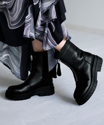 HUG.U（ハグユー）の「フロントジップブーツ（ブーツ）」