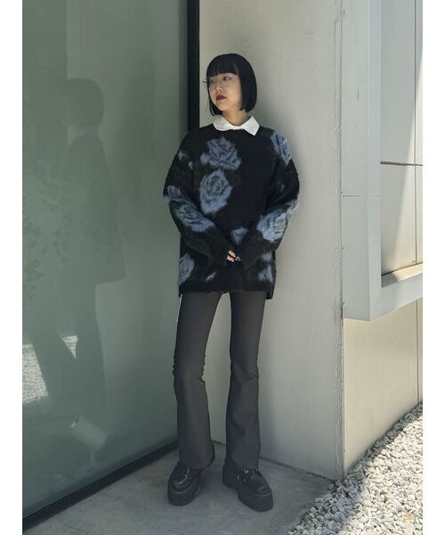 jouetie(ジュエティ)の「ストレッチフレアパンツ(その他パンツ・レディース・グレー/ブラック・SMALL/MEDIUM)」の11枚目の写真
