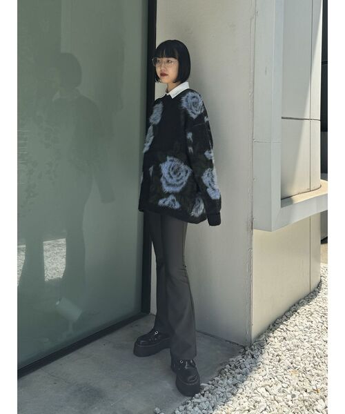 jouetie(ジュエティ)の「ストレッチフレアパンツ(その他パンツ・レディース・グレー/ブラック・SMALL/MEDIUM)」の3枚目の写真