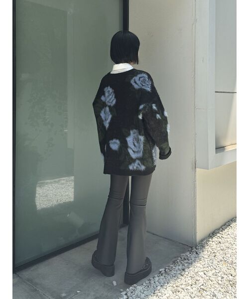 jouetie(ジュエティ)の「ストレッチフレアパンツ(その他パンツ・レディース・グレー/ブラック・SMALL/MEDIUM)」の14枚目の写真