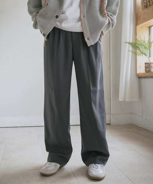 SENSE OF PLACE by URBAN RESEARCH（センスオブプレイスバイアーバンリサーチ）の「ダブルタックワイドスラックス（その他パンツ・メンズ・グレー/カーキ/ブラウン/ブラック・LARGE/MEDIUM）」の3枚目の写真