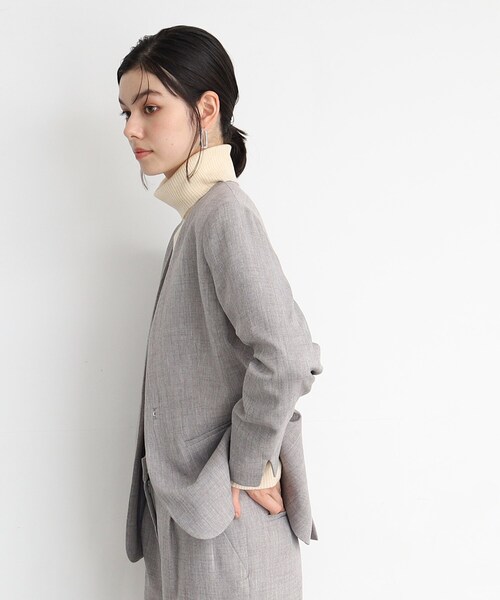 THE SHOP TK (ザ ショップ ティーケー )の「◆【セットアップ可】シャークスキンノーカラージャケット(ノーカラージャケット・レディース・グレー/スミクロ・13/12/11)」の7枚目の写真