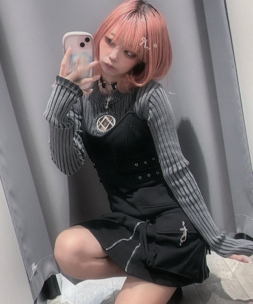 REFLEM（レフレム）の「『REFLEM/レフレム』オーバルロゴクロップ