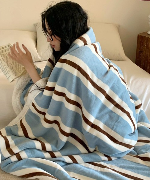 VIBGYOR（ヴィブジョー）の「【 somni / ソニ 】ヴィンテージ ボーダー 柔らかブランケット（ブランケット・レディース・その他1/イエロー/ブルー/ピンク/ライトブルー・FREE）」の2枚目の写真