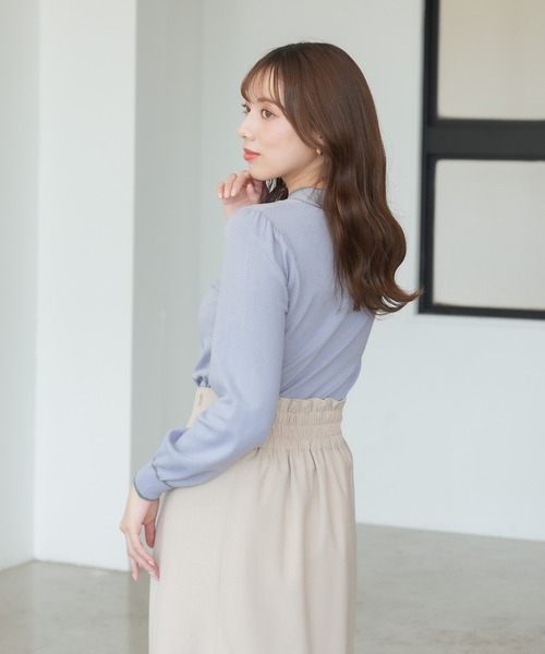 ASTORIA ODIER（アストリアオディール）の「パール装飾  配色ボウタイニットプルオーバー（ニット/セーター・レディース・グレイッシュブルー/ライトグレー/ブラック/アイボリー・MEDIUM/LARGE）」の17枚目の写真