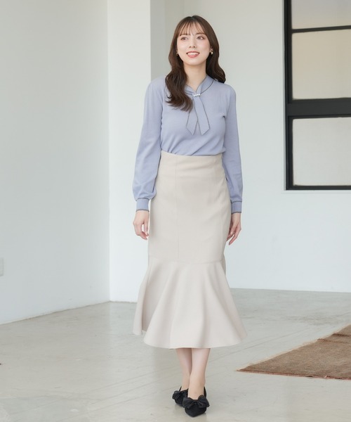 ASTORIA ODIER（アストリアオディール）の「パール装飾  配色ボウタイニットプルオーバー（ニット/セーター・レディース・グレイッシュブルー/ライトグレー/ブラック/アイボリー・MEDIUM/LARGE）」の13枚目の写真