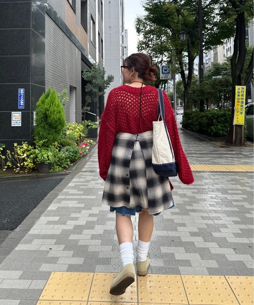 archives(アルシーヴ)の「【Ltd.】OVER MESH KNIT(ニット/セーター・レディース・チャコールグレー/イエロー/レッド・FREE)」の5枚目の写真