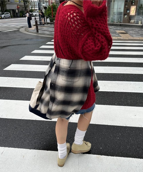 archives(アルシーヴ)の「【Ltd.】OVER MESH KNIT(ニット/セーター・レディース・チャコールグレー/イエロー/レッド・FREE)」の13枚目の写真