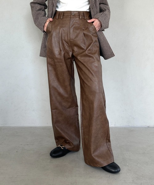 MYMOOD.（マイムード）の「PUハイウエストワイドストレートパンツ（その他パンツ・レディース・ブラウン/ブラック・M）」の12枚目の写真