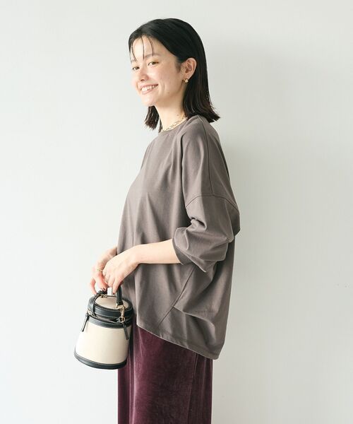 CRAFT STANDARD BOUTIQUE(クラフトスタンダードブティック)の「コクーンシルエットチュニック(Tシャツ/カットソー・レディース・ブラック/チャコールグレー/オレンジ/ホワイト・FREE)」の18枚目の写真