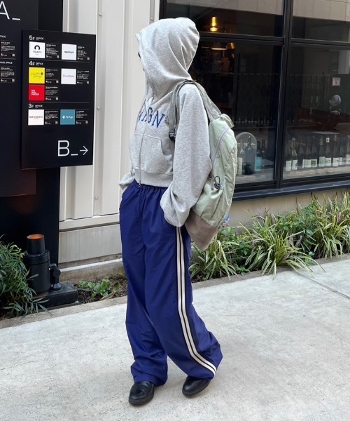 nemne store(ネンネストア)の「【keel】ロゴジップパーカー(パーカー・レディース・杢グレー/ネイビー・SMALL/MEDIUM)」の9枚目の写真