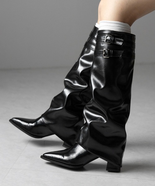 me+em select（ミームセレクト）の「【 ３color 】ダブルベルトポインテッドトゥフェイクレザーカバーロングブーツ ／ double belt pointed toe fake leather covered long boots（ブーツ・レディース・ブラック/アイボリー/ブラウン・37/38/39/40）」の10枚目の写真