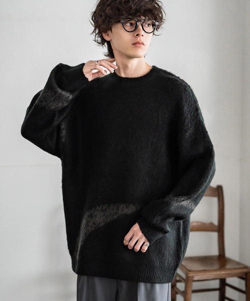 Rocky Monroe(ロッキーモンロー)の「新色追加 オーバーサイズ モヘアライクグラデーションニット(ニット/セーター・メンズ・ワイン/グリーン/ブラック/ブルー/ブラウン/チャコール/ベージュ/グレー・XL/L/M)」の21枚目の写真