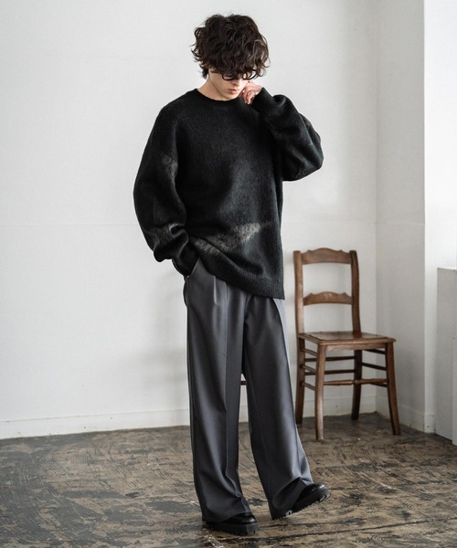 Rocky Monroe(ロッキーモンロー)の「新色追加 オーバーサイズ モヘアライクグラデーションニット(ニット/セーター・メンズ・ワイン/グリーン/ブラック/ブルー/ブラウン/チャコール/ベージュ/グレー・XL/L/M)」の22枚目の写真