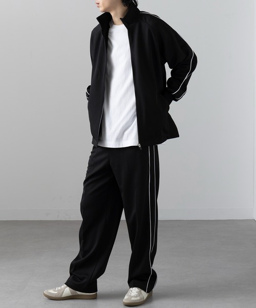 wundou(ウンドウ)の「【wundou】パイピングトレーニングシャツ P2000(ジャージ・メンズ・ブラック/グリーン/ネイビー・M/L/XL)」の7枚目の写真