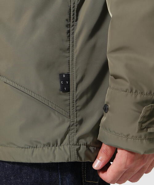 DUVETICA(デュベティカ)の「DUVETICA/デュベティカ/HINTO/ヒント(ダウンジャケット/コート・メンズ・カーキ/ブラック・M/S/L)」の9枚目の写真