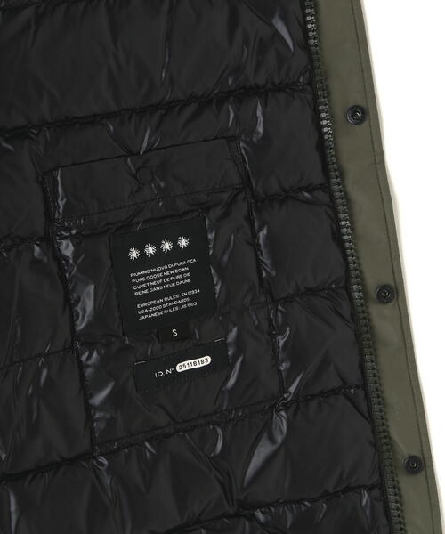 DUVETICA(デュベティカ)の「DUVETICA/デュベティカ/HINTO/ヒント(ダウンジャケット/コート・メンズ・カーキ/ブラック・M/S/L)」の16枚目の写真