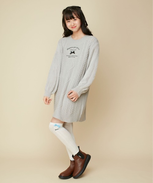 JENNI love（ジェニィラブ）の「マシュマロニットそでシャギーワンピ（ワンピース・キッズ・オフホワイト/グレー/サックスブルー・130cm/140cm/150cm/160cm）」の10枚目の写真