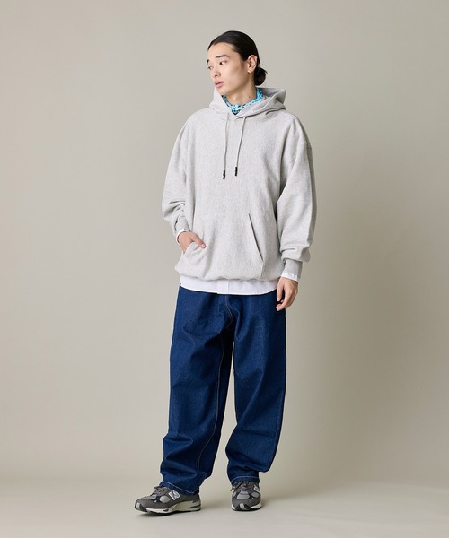 【セール】《ユニセックス》オーバーサイズ裏毛プルオーバーパーカー【男女兼用】（パーカー）｜I.T.'S international（イッツインターナショナル）