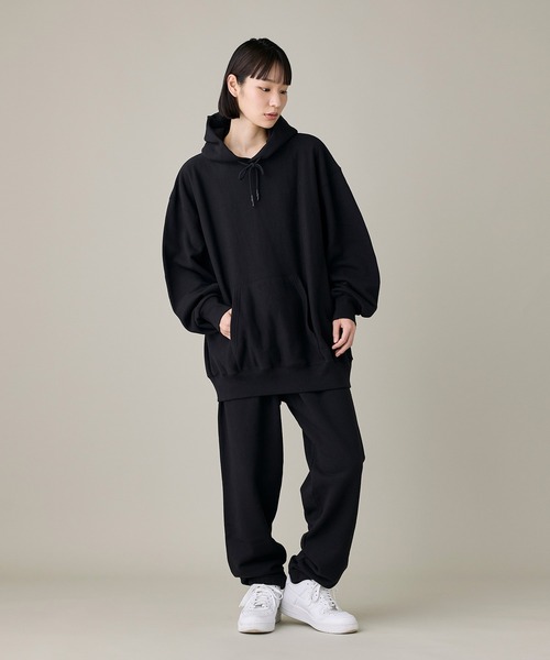 【セール】《ユニセックス》オーバーサイズ裏毛プルオーバーパーカー【男女兼用】（パーカー）｜I.T.'S international（イッツインターナショナル）