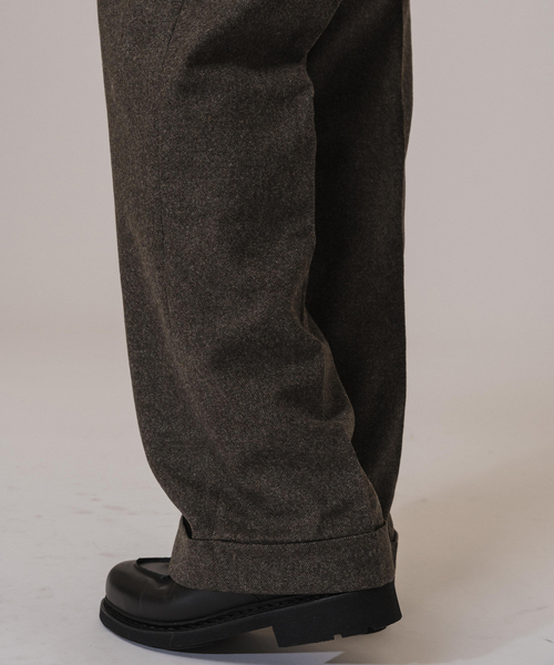 EDIFICE（エディフィス）の「LA BOUCLE (ラブークル) TOP FLANNEL パンツ（スラックス・メンズ・ライトグレー/カーキ・2/3）」の9枚目の写真