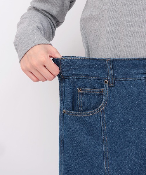 チチカカ(チチカカ)の「デニムスリットナロースカート(スカート・レディース・ブラック/ライトブルー/インディゴブルー・FREE)」の5枚目の写真