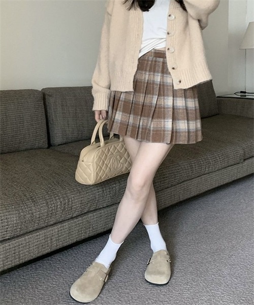 FREE STYLISTS(フリー スタイリスト)の「チェック柄プリーツ ミニスカート(スカート・レディース・レッド/ブラック/カーキ・FREE)」の6枚目の写真