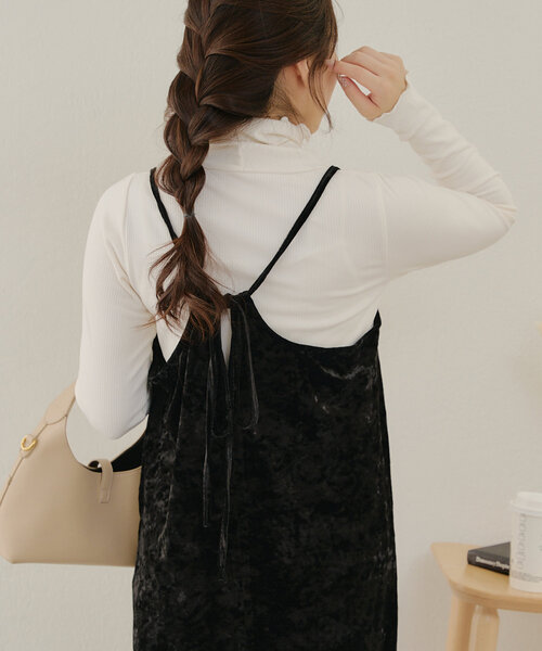 NAO（ナオ）の「起毛リブ メロータートルロンT（Tシャツ/カットソー・レディース・ピンク/アイボリー/ブラック/グレイッシュベージュ・FREE）」の9枚目の写真