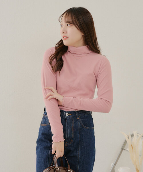 NAO（ナオ）の「起毛リブ メロータートルロンT（Tシャツ/カットソー・レディース・ピンク/アイボリー/ブラック/グレイッシュベージュ・FREE）」の20枚目の写真