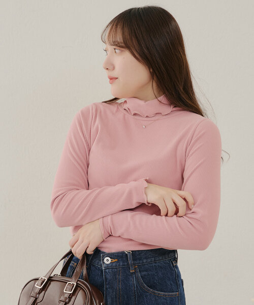 NAO（ナオ）の「起毛リブ メロータートルロンT（Tシャツ/カットソー・レディース・ピンク/アイボリー/ブラック/グレイッシュベージュ・FREE）」の22枚目の写真