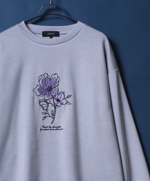 ANPAS（アンパス）の「ANPAS Ponte Fabric Flower Embroidery Oversized Sweat-Shirt/ANPAS 別注 ポンチ 花柄 刺繍 オーバーサイズ 長袖シャツ ロンT スウェット トップス トレーナー メンズ レディース（Tシャツ/カットソー・メンズ・ブラック/ホワイト/ホワイト系その他/ブラック系その他/グレー系その他/グレー・M/L）」の6枚目の写真