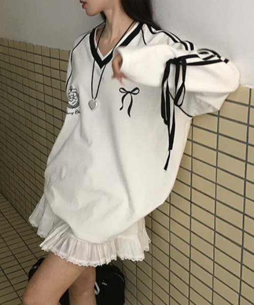 lilful(リルフル)の「ワンポイントリボン刺繍 サイドダブルラインゲームスウェット(シャツ/ブラウス・レディース・ホワイト・F)」の15枚目の写真
