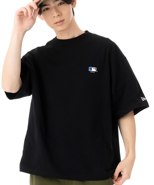 NEW ERA(ニューエラ)の「ニューエラ 半袖Tシャツ オーバーサイズ MLBコットン(Tシャツ/カットソー・メンズ・ブラック/ホワイト・L/S/M/XL/XXL)」の1枚目の写真