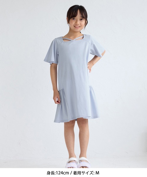 ROPE' PICNIC(ロペピクニック)の「【KIDS】デザインネックカットソーワンピース(ワンピース・キッズ・サックスブルー/ブラック・S/M/L)」の18枚目の写真