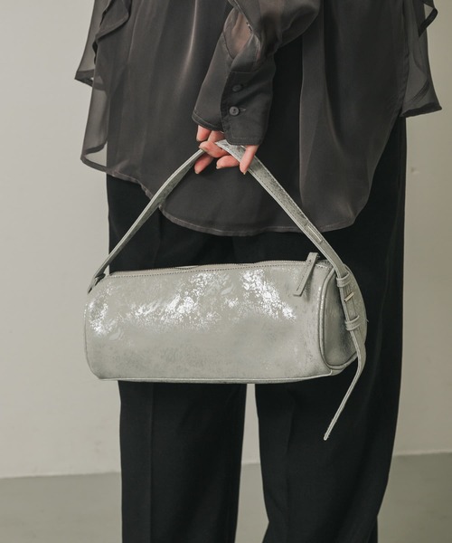 SENSE OF PLACE by URBAN RESEARCH(センスオブプレイスバイアーバンリサーチ)の「ハクプリントドラムバッグ(ハンドバッグ・レディース・アイボリー/ブラック/グレー・ONE)」の16枚目の写真