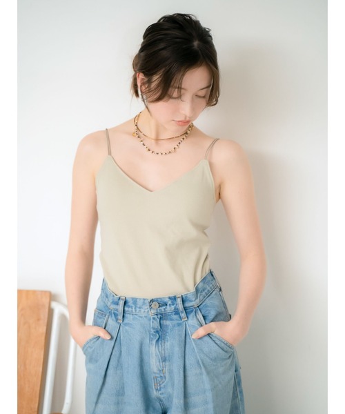 Ungrid（アングリッド）の「深Ｖネックキャミソール（キャミソール・レディース・オフホワイト/ヘザーグレー/ブラック・FREE）」の17枚目の写真