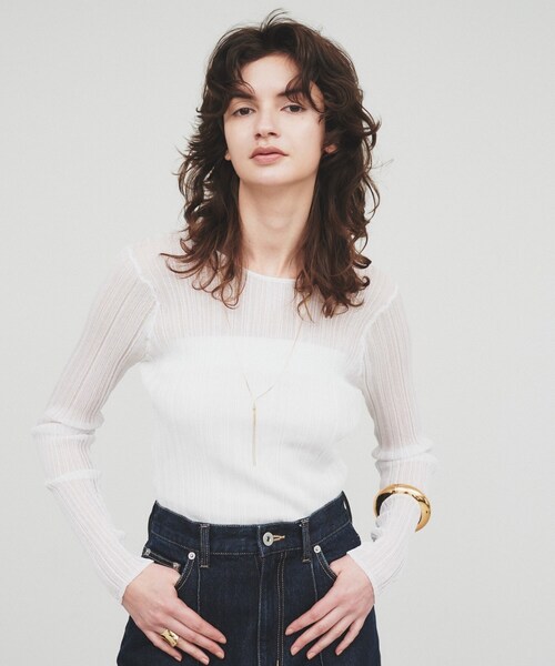 cloenc（クロエンス）の「【手洗い可】シアーリブトップス（Tシャツ/カットソー・レディース・ホワイト/ブラック/ライトグレー・02）」の5枚目の写真