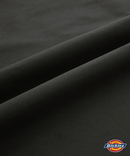 Dickies（ディッキーズ）の「Dickies/ディッキーズ T/Cツイル 半袖ワークシャツ（シャツ/ブラウス・メンズ・ブラック/チャコール/ベージュ・2L/M/L）」の4枚目の写真