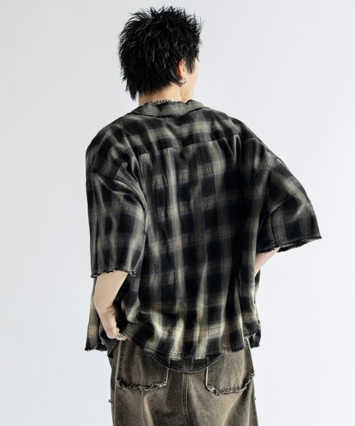 PLAN To(プラントゥ)の「Vintage Design Bleach Gradation Check Shirts - ヴィンテージ加工デザインブリーチグラデーションチェックシャツ(シャツ/ブラウス・メンズ・レッド/チャコールグレー/レッド系その他・LARGE/MEDIUM/SMALL)」の21枚目の写真