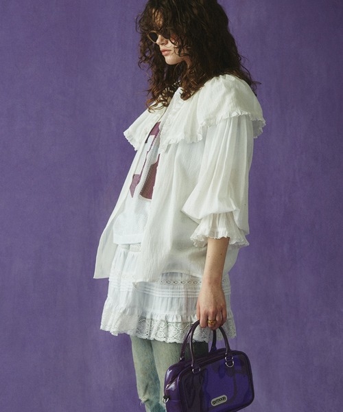 ROSE BUD(ローズバッド)の「(CREOLME)フリルカラーブラウス(シャツ/ブラウス・レディース・ホワイト/ブラック・ONE SIZE)」の1枚目の写真