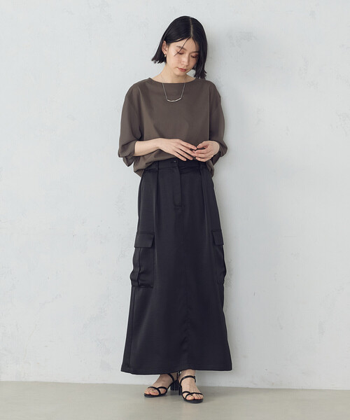 COMME CA ISM（コムサイズム）の「ポリエステルマットサテン　カーゴスカート（スカート・レディース・ブラック/オリーブ・MEDIUM/LARGE）」の3枚目の写真