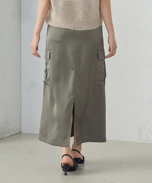COMME CA ISM（コムサイズム）の「ポリエステルマットサテン　カーゴスカート（スカート・レディース・ブラック/オリーブ・MEDIUM/LARGE）」の15枚目の写真