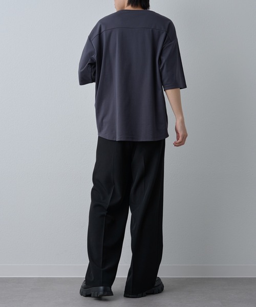 COLONY 2139（コロニートゥーワンスリーナイン）の「フェードコットンラウンドヘムT（Tシャツ/カットソー・メンズ・ホワイト/チャコールグレー/ブラック・MEDIUM/LARGE）」の12枚目の写真