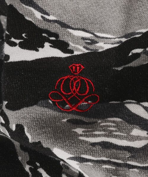 40ｃｔ＆525（フォーティーカラッツアンドゴーニーゴ）の「【Sサイズ～】迷彩プリントオフタートル（Tシャツ/カットソー・メンズ・グレー系その他/カーキ系7・01/02/03/04）」の21枚目の写真