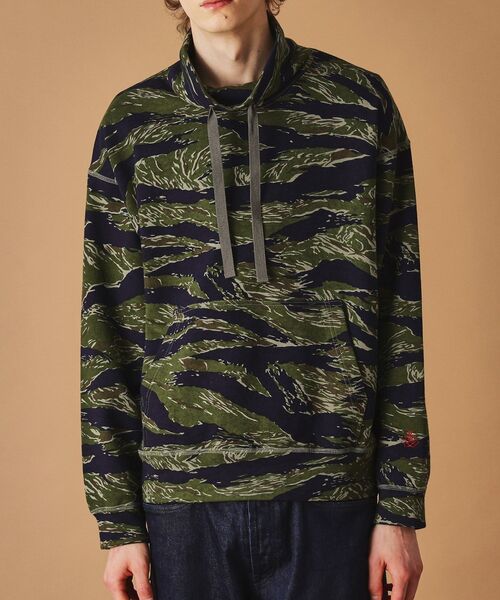 40ｃｔ＆525（フォーティーカラッツアンドゴーニーゴ）の「【Sサイズ～】迷彩プリントオフタートル（Tシャツ/カットソー・メンズ・グレー系その他/カーキ系7・01/02/03/04）」の4枚目の写真