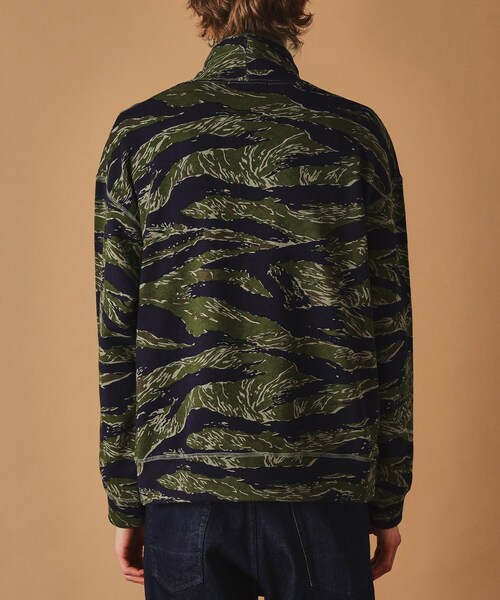 40ｃｔ＆525（フォーティーカラッツアンドゴーニーゴ）の「【Sサイズ～】迷彩プリントオフタートル（Tシャツ/カットソー・メンズ・グレー系その他/カーキ系7・01/02/03/04）」の6枚目の写真