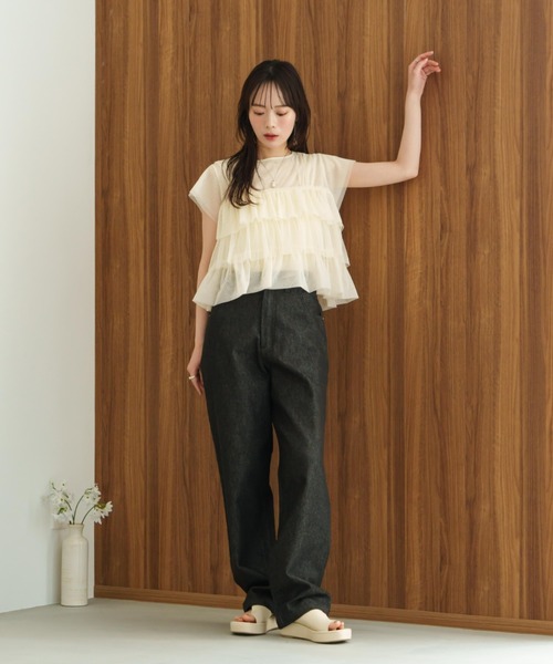 新品、タグ付き チュールフリルフレンチスリーブトップス　hinari チュールフリルフレンチスリーブトップス（Tシャツ/カットソー