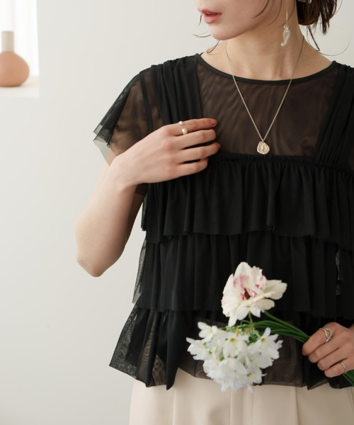 hinari（ヒナリ）の「チュールフリルフレンチスリーブトップス（Tシャツ/カットソー・レディース・ピンクベージュ/ブラック/アイボリー・FREE/SMALL）」の5枚目の写真