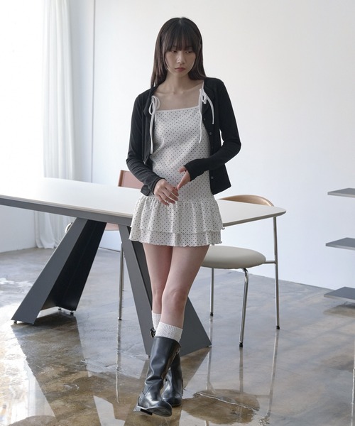 UNE MANSION(ユヌマンション)の「【UNE ORIGINAL】 くるくるストリングダブルフリルレイヤードドットワンピース(キャミソール・レディース・ホワイト/ブラック/グレー・FREE)」の9枚目の写真